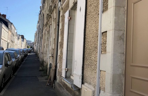 Saint-Serge Apartment | Magnificent apartment in the center of Angers with small garden