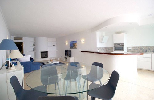 Areias de Sao Joao Apartment | magnificent apartment on the seafront .