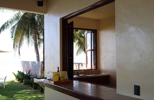 Playa San Diego Villa | Magnificent beachfront property