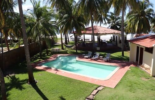 Playa San Diego Villa | Magnificent beachfront property