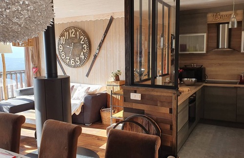 Les Angles Ski Chalet | Magnificent CHALET in the heart of the resort of Les Angles, EXCEPTIONAL VIEW.wifi.SPA