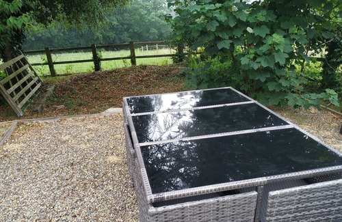 Treffgarne House | Magnificent country house with hot tub, 7 miles from sandy beaches