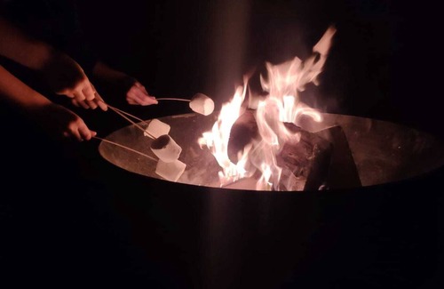 Treffgarne House | Magnificent country house with hot tub, 7 miles from sandy beaches