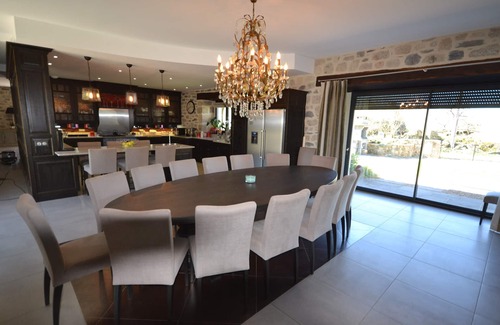 Huparlac House | Magnificent farmhouse .