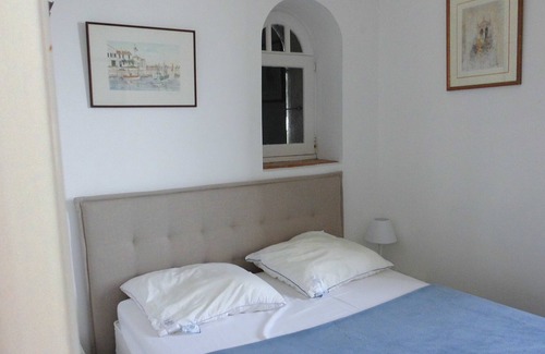 Marais Poitevin House | Magnificent harbour location