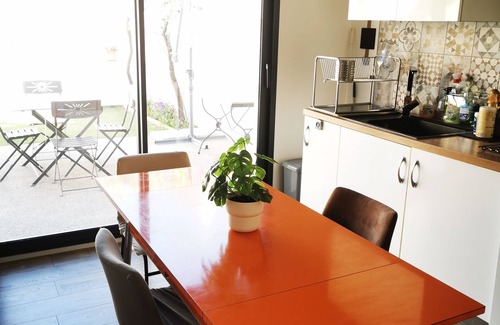 Balaruc-le-Vieux House | Magnificent gîte T2, 50 m2, shady garden, quiet, near pond and cures