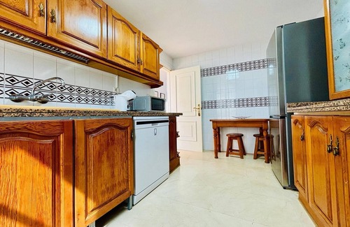 Calahonda House | Magnificent holiday home near the beach