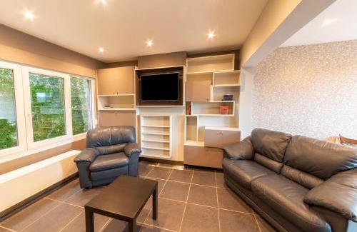 Tilff House | Magnificent holiday home with hot tubs