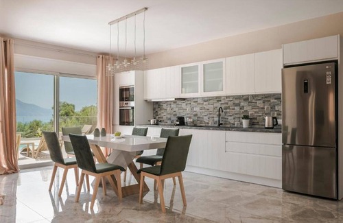 Pesada Villa | Magnificent Kefalonia Villa | 3 Bedrooms | Villa Montagna & Mare | Private Pool.