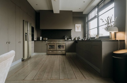 Vorst Apartment | Magnificent loft - 3 bedroom duplex