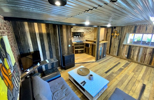 Miroir - Batignolles House | Magnificent loft near train station (24 h circuit/River bank)