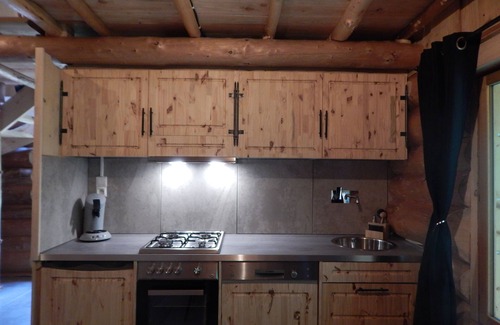 Malvezie House | Magnificent log cabin for up to 4 people
