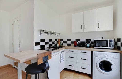 Charenton-le-Pont Apartment | Magnificent new studio (just outside Paris)