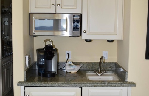 Leucadia House | Magnificent Ocean Front Townhome, Breathtaking Views 3 BR, 2 BA