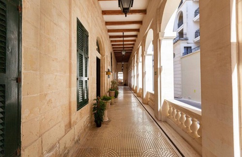 Sliema Apartment | Magnificent Palazzo Suites in the heart of Sliema