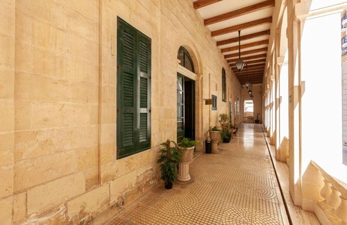 Sliema Apartment | Magnificent Palazzo Suites in the heart of Sliema
