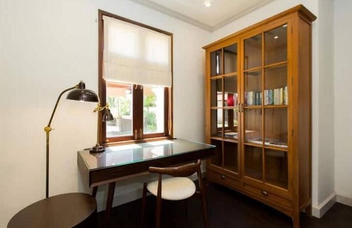 Thep Kasattri Villa | Magnificent pool villa in large tropical gardens