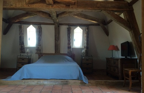 Mailly House | Magnificent presbytery of the 17th century, charming residence.