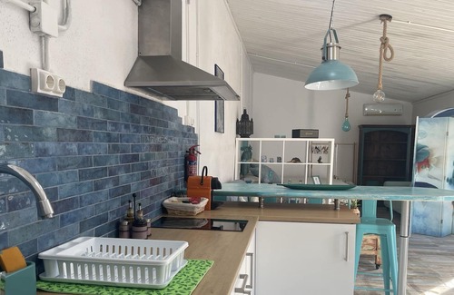 Vallromanes House | Magnificent Raconet blau near the Circuit of Catalonia