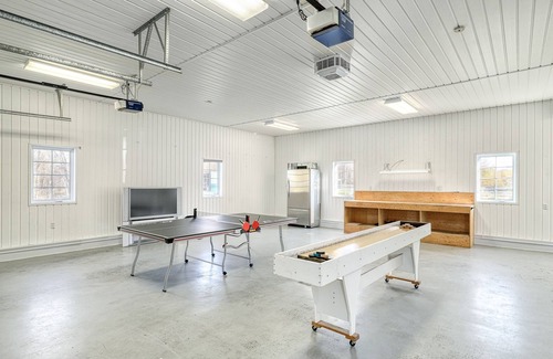 Becancour House | Magnificent Ranch-style estate with Spa, game room. 10min from Trois-Rivieres