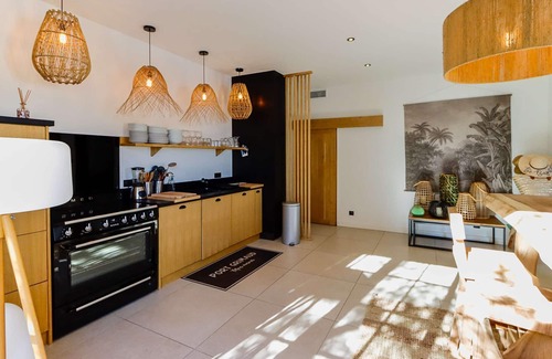 Port Grimaud Apartment | Magnificent renovated apartment in Port Grimaud - terraces and 9m mooring