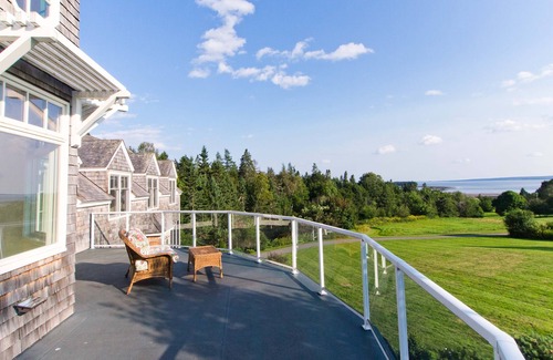 St. Andrews House | Magnificent Seaside Estate