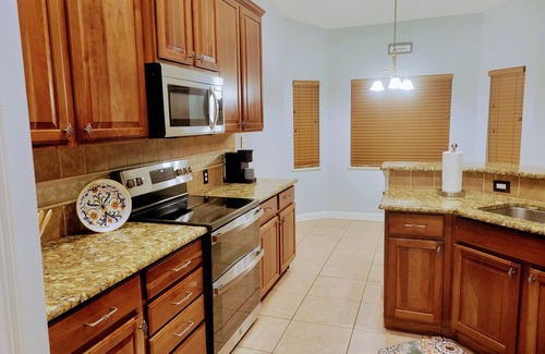 Port Saint Lucie House | Magnificent Spacious Charming vacation home in Port St Lucie Fl.