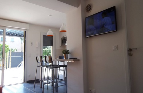La Capte Apartment | MAGNIFICENT STUDIO Presqu'île de Giens, with Terrace (17m2), 50m from the sea