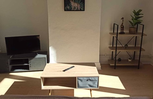 Petite-Synthe Apartment | Magnificent T3 / free parking nearby / WIFI