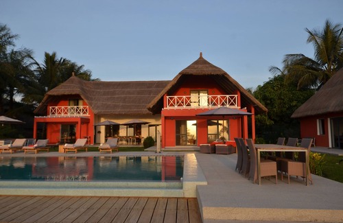 Cap Skirring Villa | MAGNIFICENT VILLA BY THE SEA WITH PRIVATE ACCESS TO THE BEACH, 5 * SERVICE