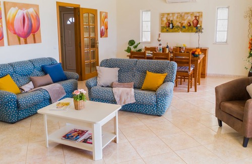 Parragil Villa | Magnificent Villa with Panoramic Sea View 10 minuts from Falésia Beach Vilamoura