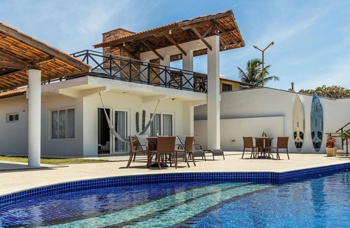 Jacauna Villa | Magnificent villa with swimming pool and direct access to the beach