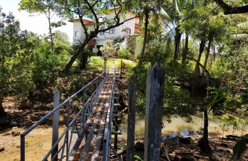 Chiriqui House | Magnificient Beachfront Estate House on the Pacific Coast