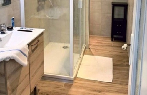 Greoux-les-Bains House | Magnifique Appartement T2: Rez de Jardin