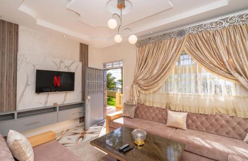 Mnar House | Magnifique appartement avec jardin en face de la mer