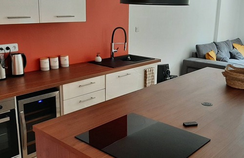 La Crau Apartment | Magnifique Appartement 2 Chambres Espaces Extérieurs 50m2