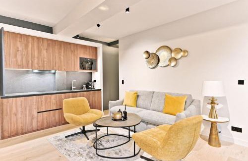 L'Europe Apartment | Magnifique Appartement #Miromesnil #Monceau #Paris