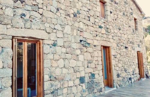 Eccica-Suarella House | Magnifique bergerie corse du 17eme Siècle à proximité des plages