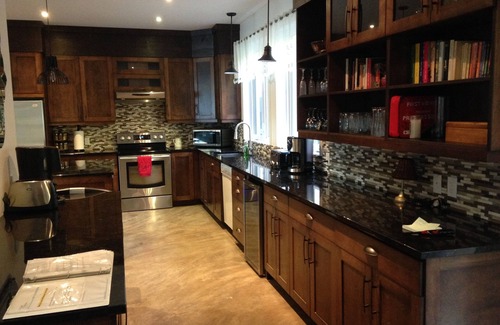 Saint-Raymond Cottage | Magnifique chalet directement au bord du Lac Sept-Îles à saint-Raymondnn