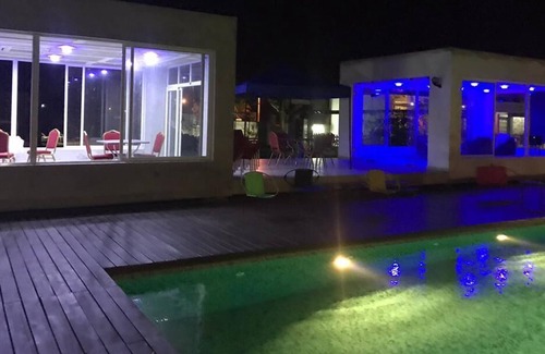 Assinie Bed & Breakfast | Magnifique Chambre Avec Piscine à 5min de la Plage