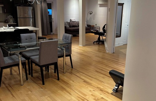 Chateauguay Apartment | Magnifique Condo,air Ouvertes!voiture Electrique Bienvenue!pet Friendly!