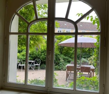 Dreux Villa | Magnifique Demeure de Charme au bord de l'eau