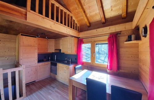 Saint-Martin Ski Chalet | Magnifique Grange Rénovée Avec Atmosphère Cosy Dans le Val D'hérens