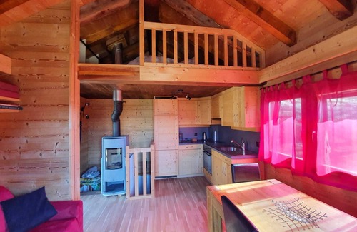 Saint-Martin Ski Chalet | Magnifique Grange Rénovée Avec Atmosphère Cosy Dans le Val D'hérens