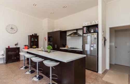 Mangawhai Heads House | Magnifique - Mangawhai Holiday Home