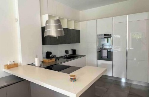 Saint-Marcel Villa | Magnifique Villa 170m2 Avec SPA Couvert Chauffé - 13 Couchages