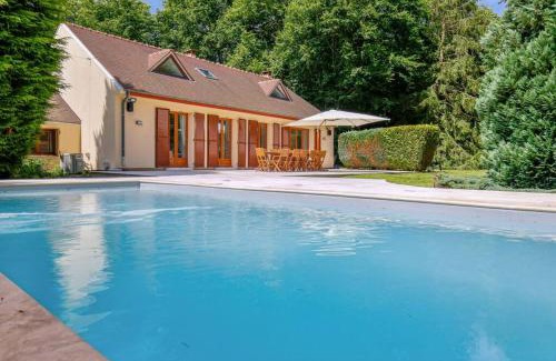 Labosse Villa | Magnifique Villa, 1H de Paris, Piscine chauffée !
