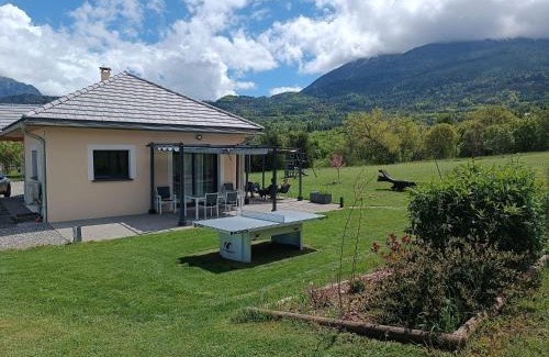 Saint-Vincent-les-Forts Villa | Magnifique Villa Sabot de Venus