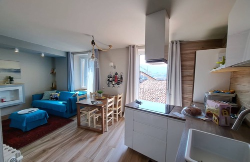 Sarnico Apartment | Magnolia@27 Amazing view in the heart of Sarnico, Iseo lake