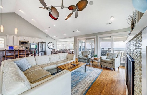 Kill Devil Hills House | Magnolia Cay | Oceanfront | Private Pool, Hot Tub, and Dog Friendly